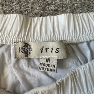 Iris Classic White Skirt with Elastic Waist